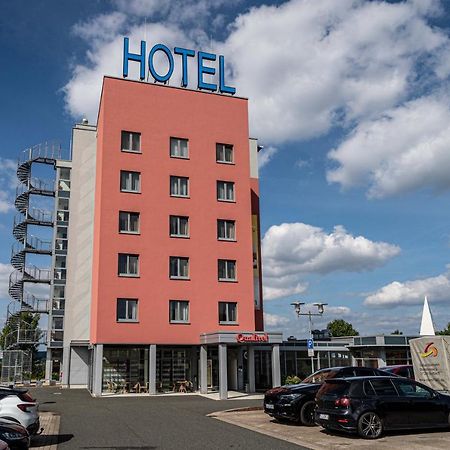 Qualitel Wilnsdorf Hotel Екстериор снимка